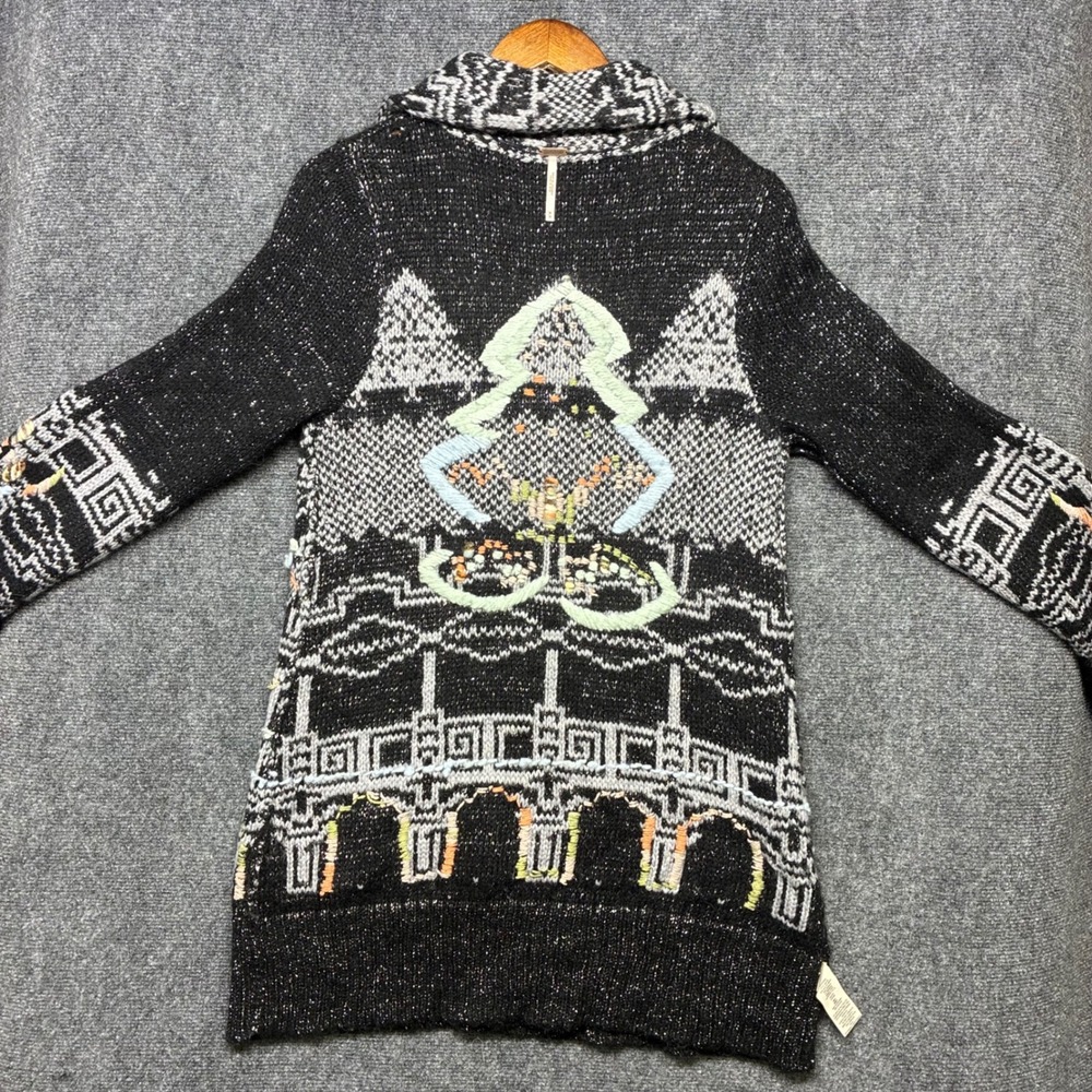 Free People Cardigan Sweater Womens Medium Black White Geometric Longline Knit